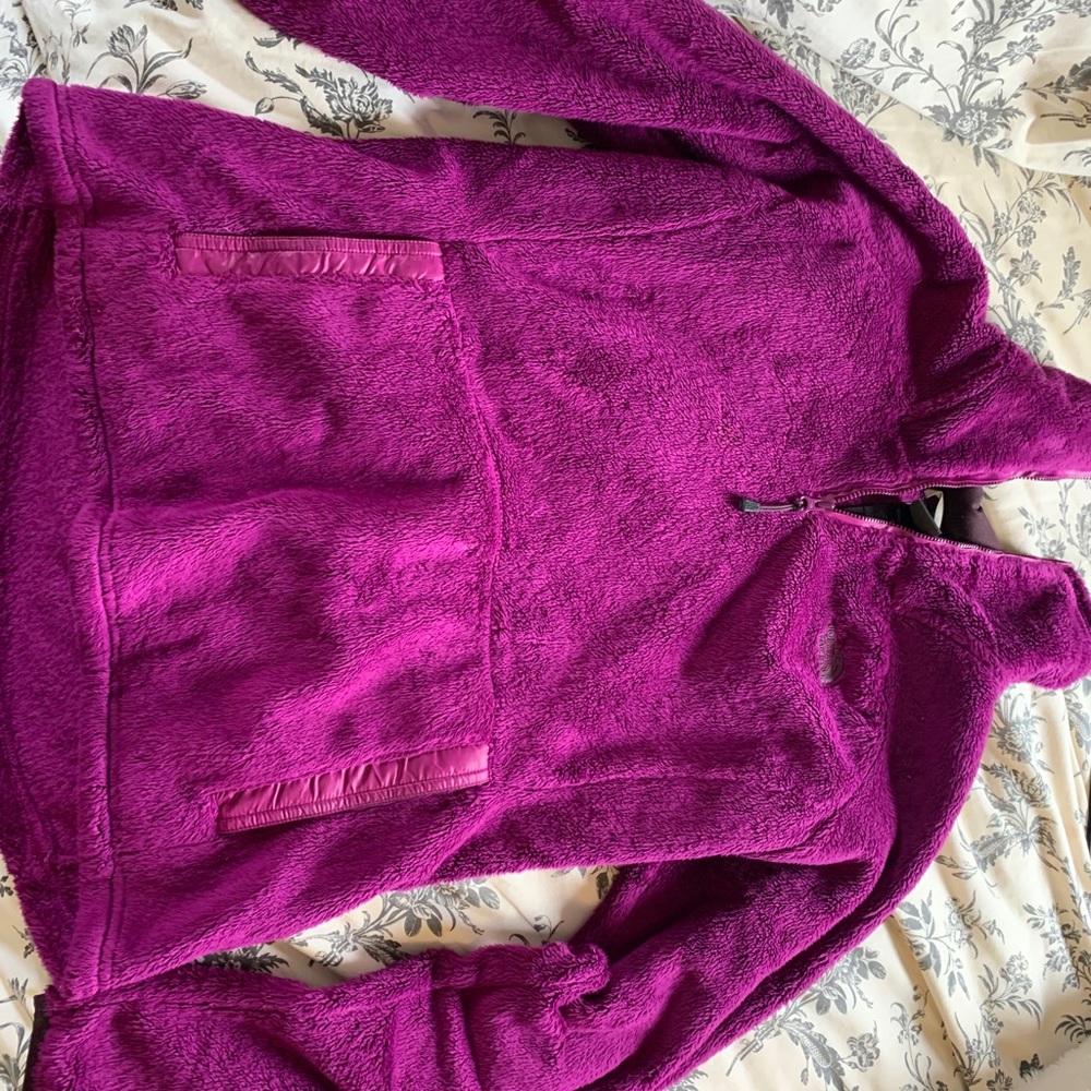 Women’s north face fuzzy quarter zip